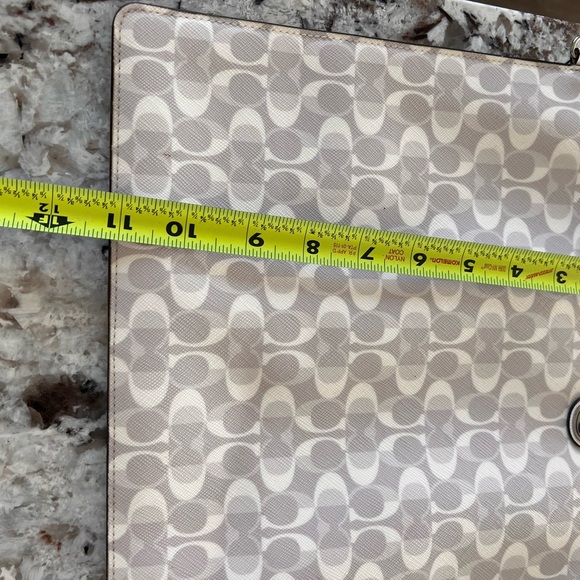 Coach tablet or clutch case - Picture 8 of 8